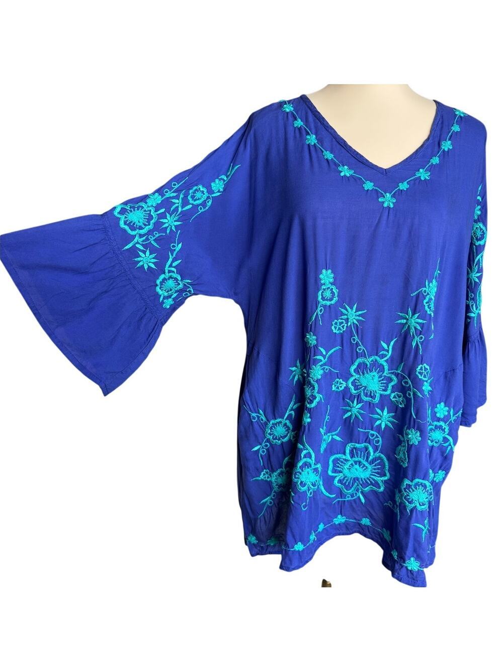 Soft Surroundings Blue Embroidered Tunic Top Bell Sleeve Boho Small Medium